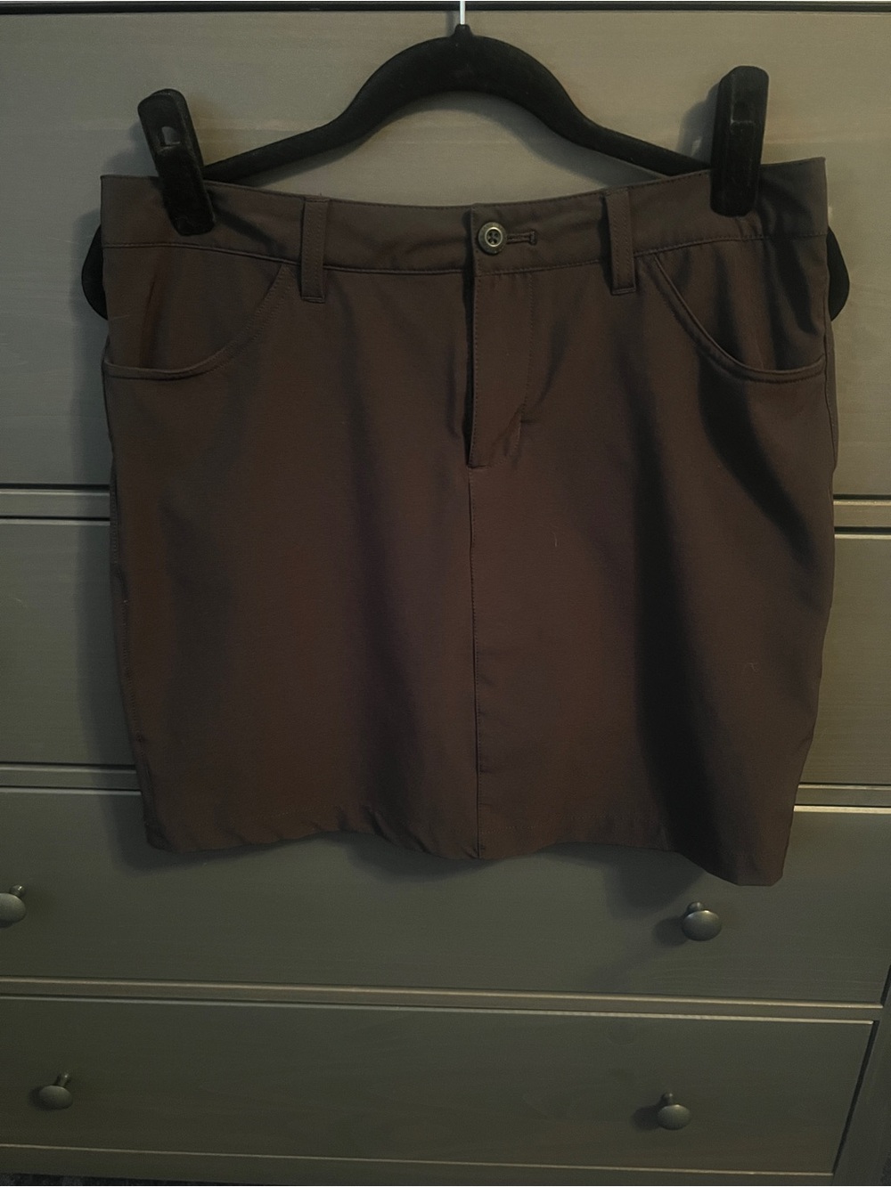 Eddie Bauer Women’s Gray Chino Skort